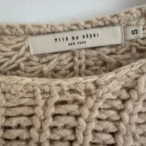 7115 by Szeki Chunky Knit Sweater – Oatmeal – Size S - Picture 2 of 2